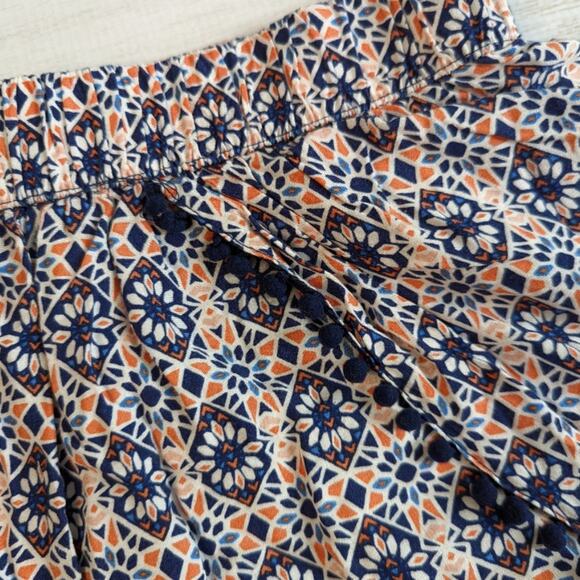 Divided H&M printed pull on shorts with pompom trim Sz 8 - Picture 4 of 5